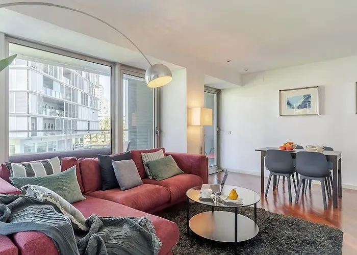 Canela Homes Diagonal Mar